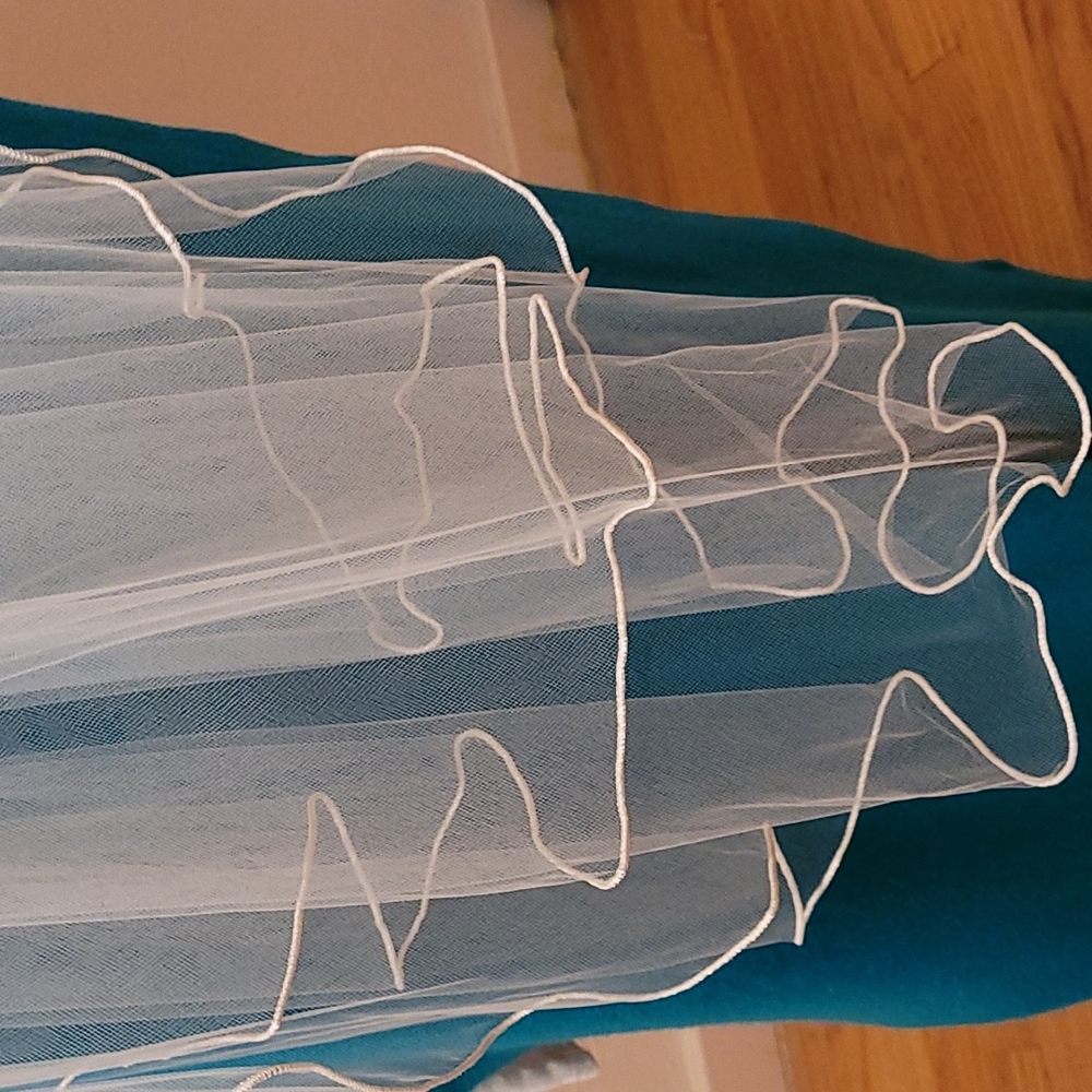 Wedding veil - Picture 8 of 10